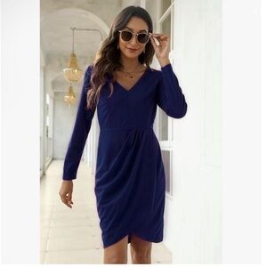 NWOT Navy Blue Tulip Longsleeve V-Neck Dress